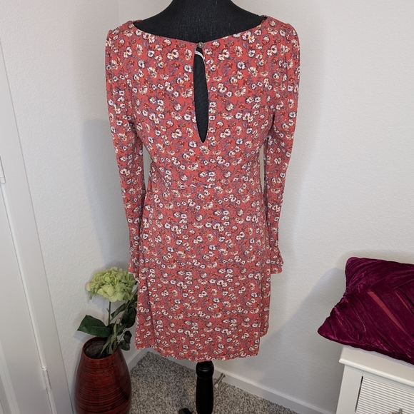 💘 Free People Say Hello Floral Mini Dress Long Sleeve Keyhole Red Ruffle Cuff - Picture 6 of 9